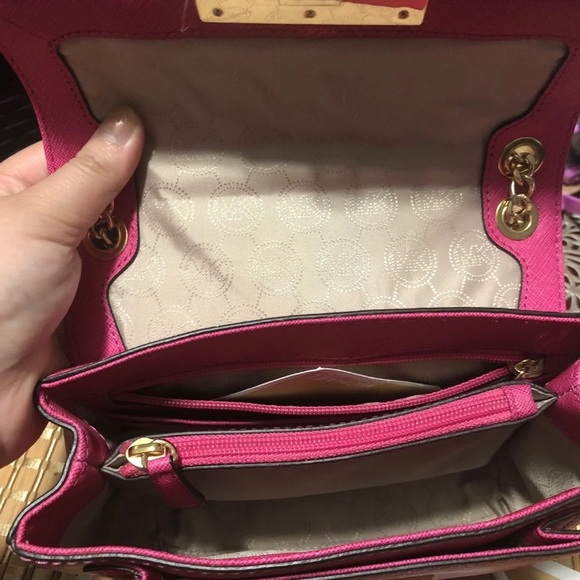 Michael Kors studded - Picture 2 of 4